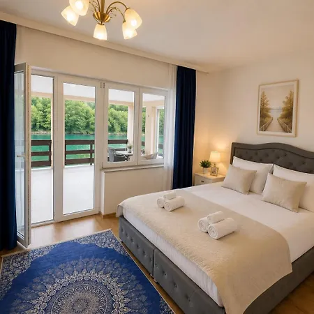 Riverside Center Villa